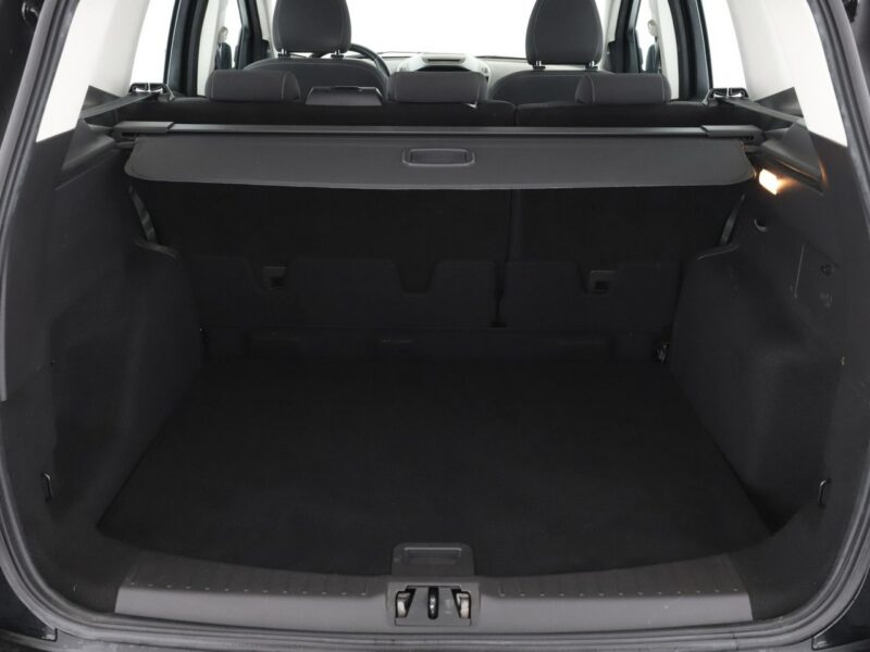Ford Kuga Business navi PDC klima-auto tempomat II (2012-)