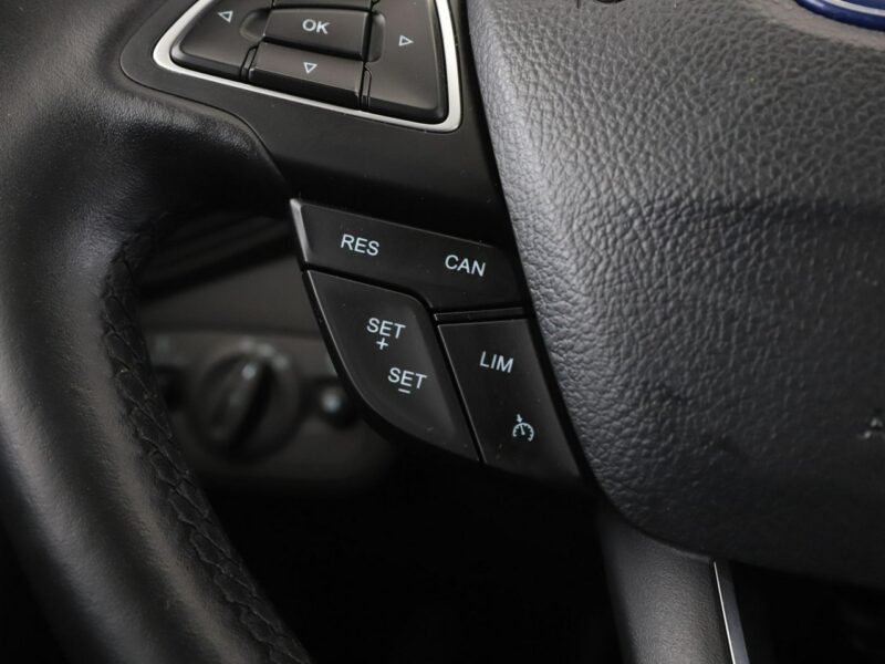 Ford Kuga Business navi PDC klima-auto tempomat II (2012-)
