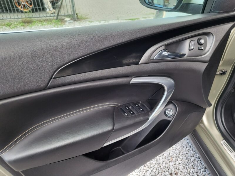 Opel Insignia 2.0 163 KM 4X4 Sports Tourer SW 100% Przebieg 89 Tyś km Wersja Full !! A (2008-2017)