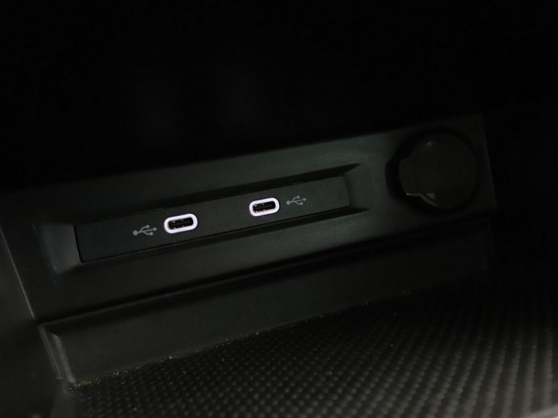 Volkswagen Tiguan hybryda plug-in virtual navi grzane fotele PDC climatronic ACC LED II (2016-2024)