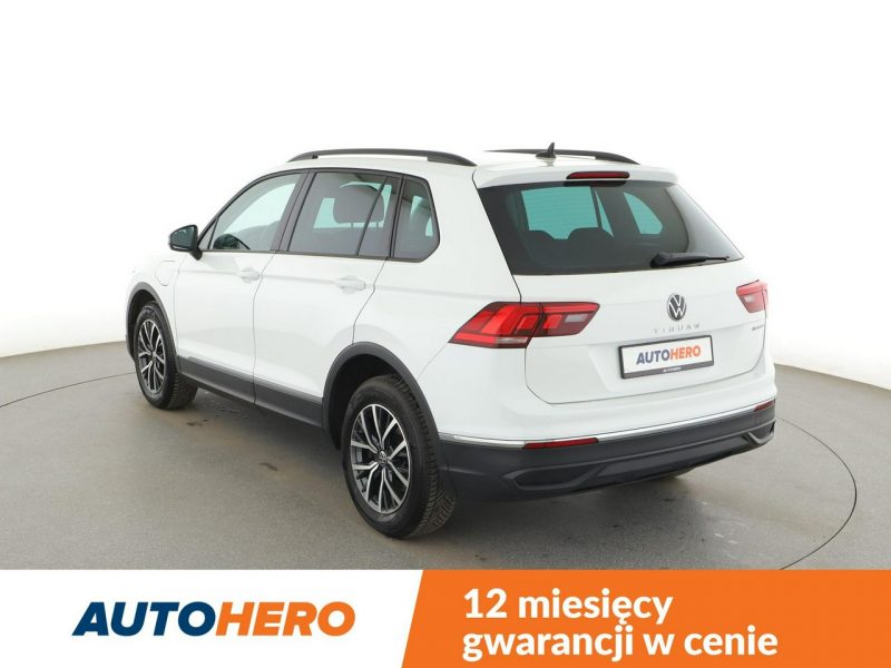 Volkswagen Tiguan hybryda plug-in virtual navi grzane fotele PDC climatronic ACC LED II (2016-2024)
