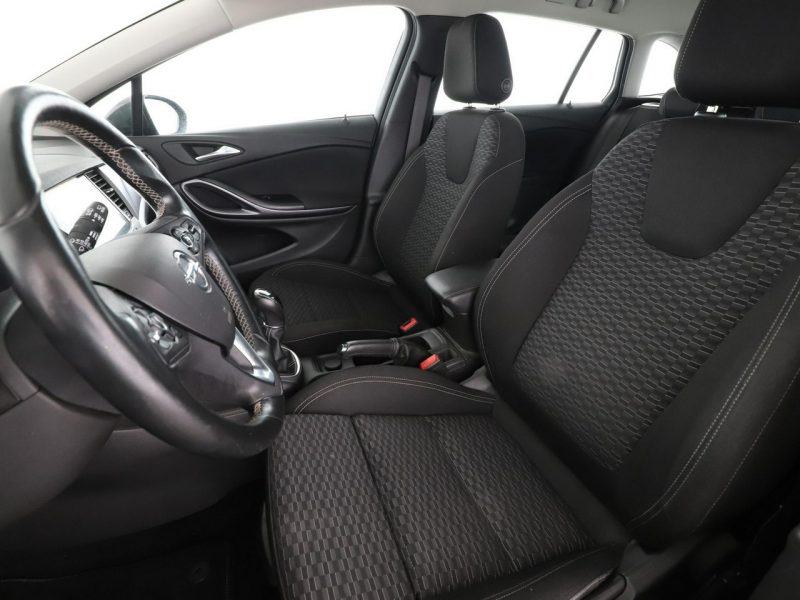 Opel Astra navi grzane fotele+kier. klima-auto PDC Bluetooth tempomat K (2015-2021)