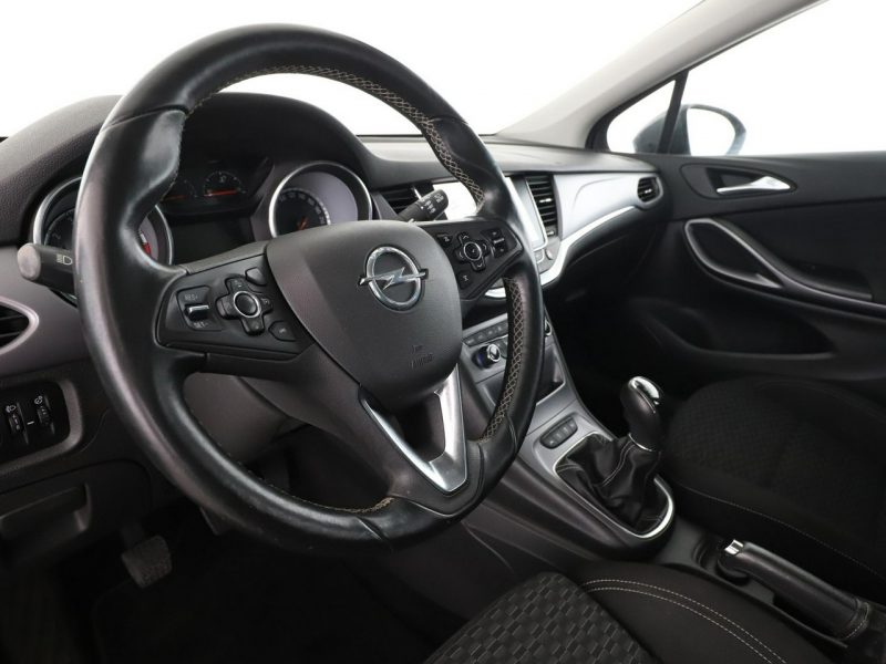 Opel Astra navi grzane fotele+kier. klima-auto PDC Bluetooth tempomat K (2015-2021)