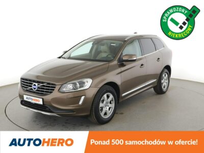 Volvo XC 60 Summum D4 automat skóra navi grzane fotele PDC-kamera bixenon I (2008-2017)