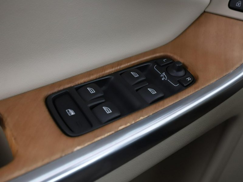 Volvo XC 60 GRATIS! Pakiet Serwisowy o wartości 1200 zł! I (2008-2017)
