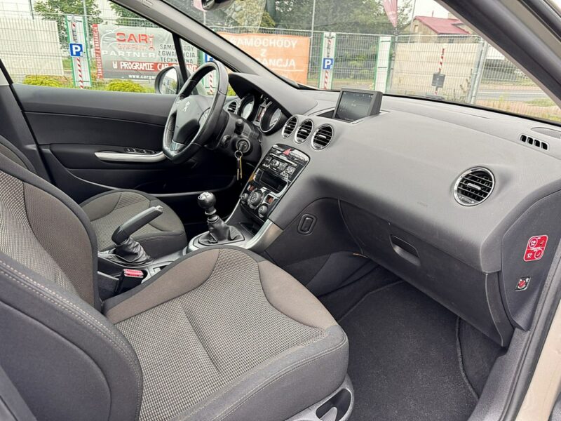Peugeot 308 SW LIFT Panorama Navi Gwarancjad II (2011-2013)