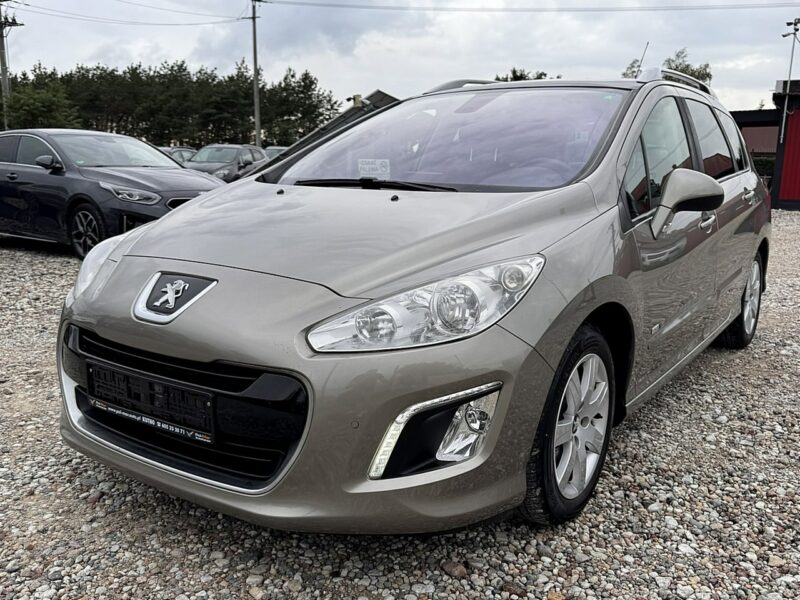 Peugeot 308 SW LIFT Panorama Navi Gwarancjad II (2011-2013)