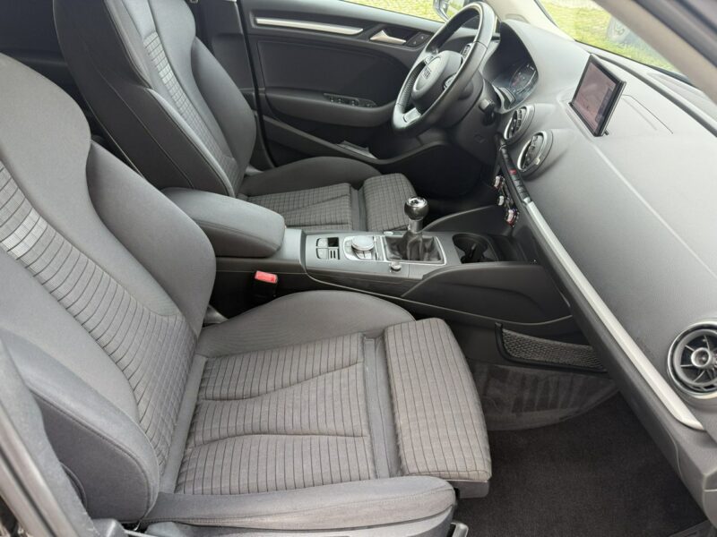 Audi A3 2.0TDI 150KM Manual Sedan BiXenon Duża Navi Kubełki PDC Super Stan 8V (2012-)