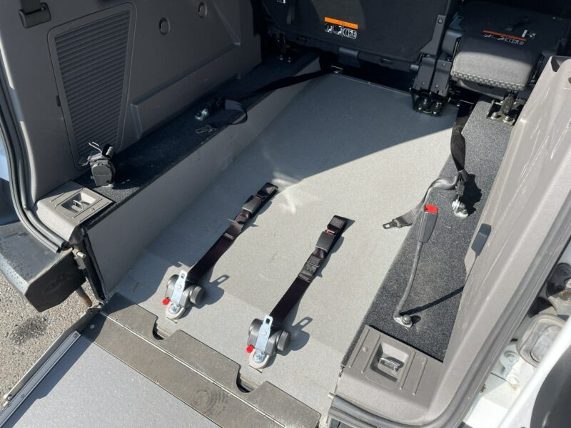 Ford Tourneo Connect Connect dla niepełnosprawnych Rampa Inwalida PFRON Model 2021 II (2013-2022)