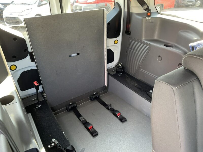 Ford Tourneo Connect Connect dla niepełnosprawnych Rampa Inwalida PFRON Model 2021 II (2013-2022)