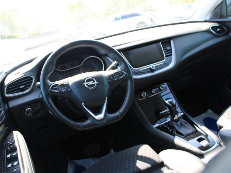 Opel Grandland X 1.6 Turbo Elegance Bussines Pack Automat