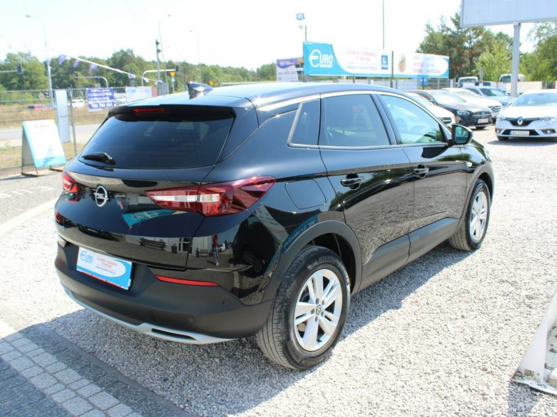 Opel Grandland X 1.6 Turbo Elegance Bussines Pack Automat