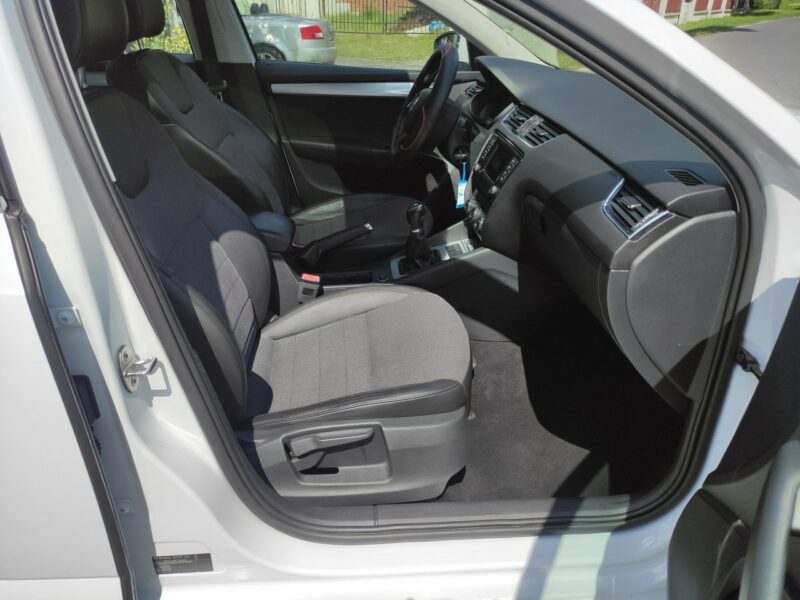Škoda Octavia Bogate wyposaż. tylko 70tkm. ! 4-cylindry polecam III (2013-)