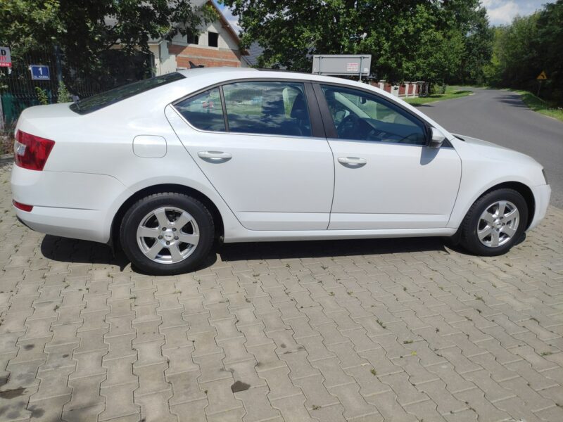 Škoda Octavia Bogate wyposaż. tylko 70tkm. ! 4-cylindry polecam III (2013-)
