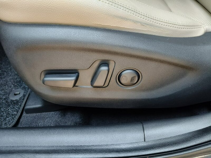 Hyundai Tucson 1.6 177KM Premium 4x4 Automat, Navi,Kamera,MartwePole, Wentyl.Fotele III (2015-2020)
