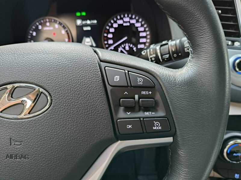 Hyundai Tucson 1.6 177KM Premium 4x4 Automat, Navi,Kamera,MartwePole, Wentyl.Fotele III (2015-2020)