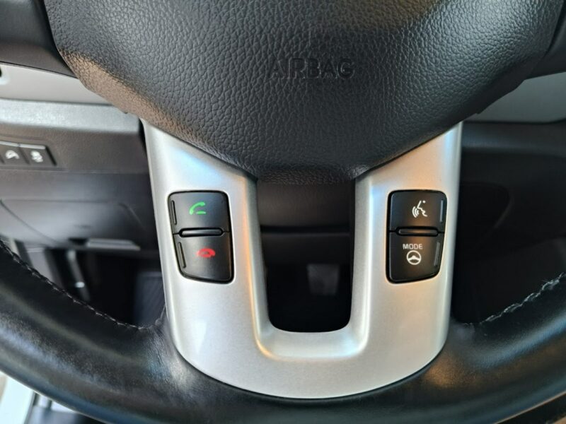 Kia Sportage 2.0 166KM Panorama,Kamera,Hands Free,Navi, Xenon,Grzane Fotele/Kierown III (2010-2015)