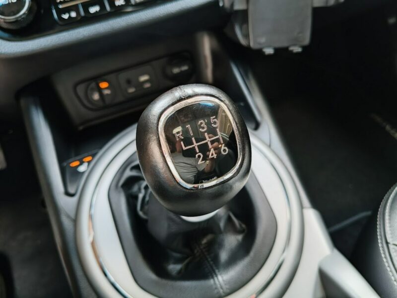 Kia Sportage 2.0 166KM Panorama,Kamera,Hands Free,Navi, Xenon,Grzane Fotele/Kierown III (2010-2015)