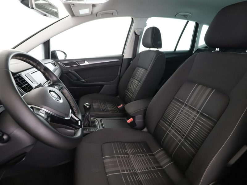 Volkswagen Golf Sportsvan Lounge navi PDC tempomat climatronic grzane fotele I (2014-)