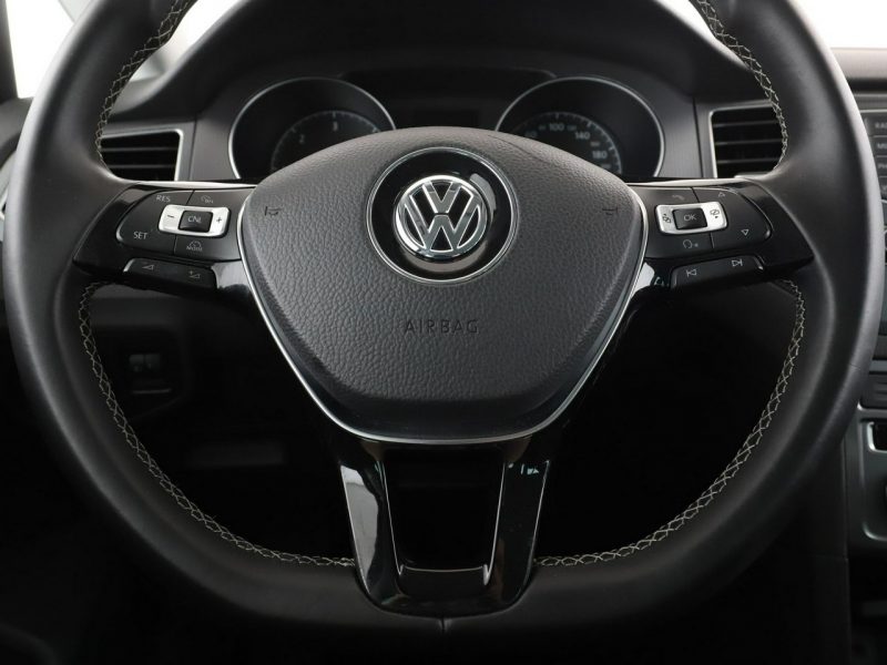 Volkswagen Golf Sportsvan Lounge navi PDC tempomat climatronic grzane fotele I (2014-)