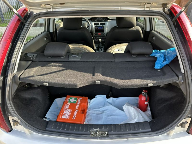 Tata Indica Znikomy przebieg, klimatyzacja, polski salon, drugie koła, isofix, Aux Vista (2008-)