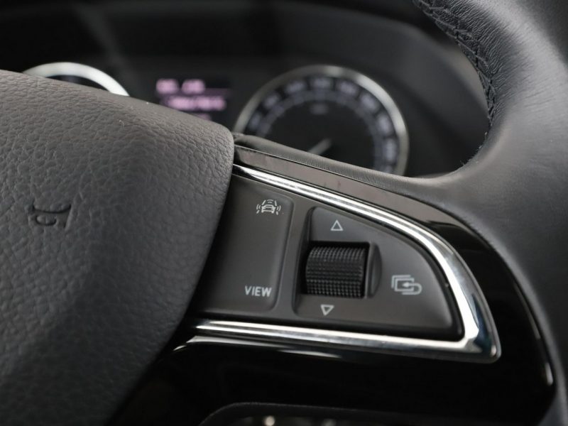 Škoda Superb FV23 2.0 TDI 6MT Polski Salon Climatronic Tempomat Navi Bi-Xenon PDC III (2015-2023)