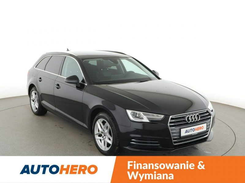 Audi A4 S-tronic skóra/alcantara xenon klima auto (3 strefy)kamera el. fotele B9 (2015-)