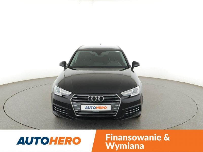 Audi A4 S-tronic skóra/alcantara xenon klima auto (3 strefy)kamera el. fotele B9 (2015-)