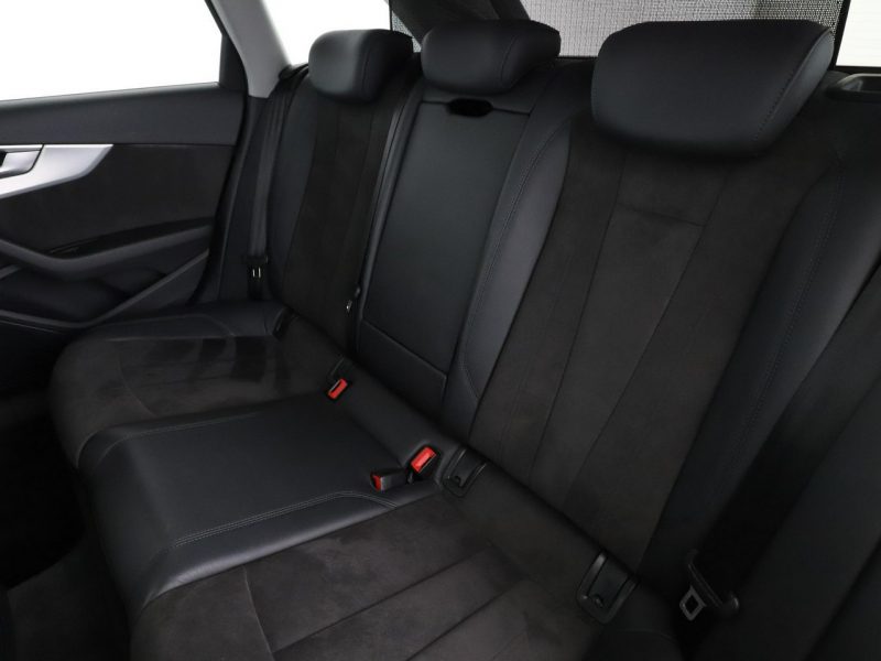 Audi A4 S-tronic skóra/alcantara xenon klima auto (3 strefy)kamera el. fotele B9 (2015-)