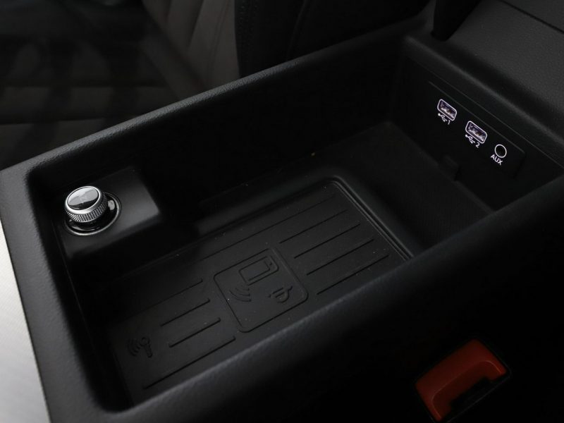 Audi A4 S-tronic skóra/alcantara xenon klima auto (3 strefy)kamera el. fotele B9 (2015-)