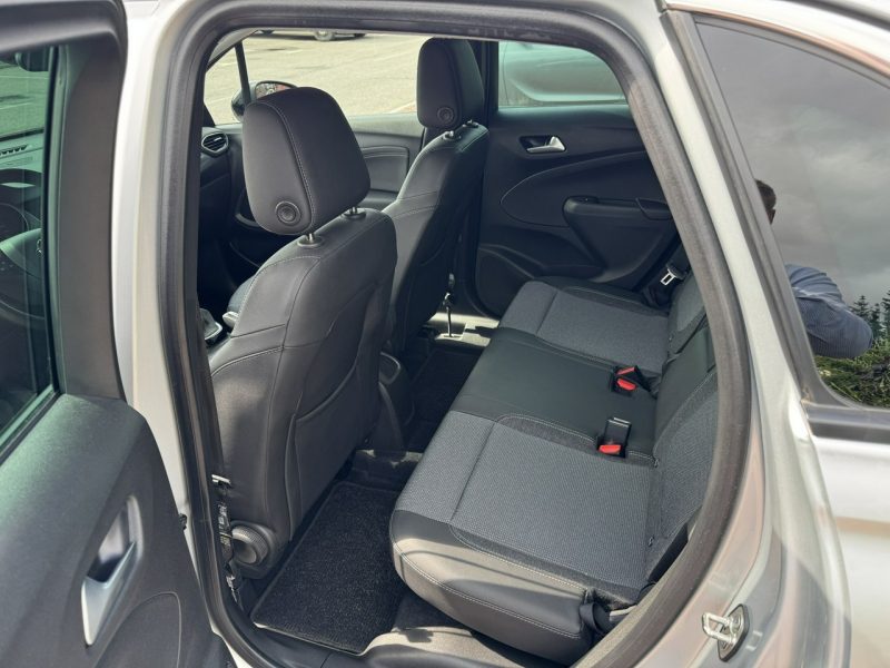 Opel Crossland Elegance 1.2 Turbo 110KM