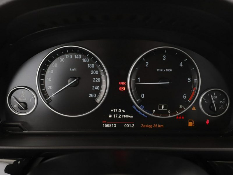 BMW 525 Automat skóra bi-xenon czujniki parkowania el. sterowanie i grzane fot F10 (2009-2017)