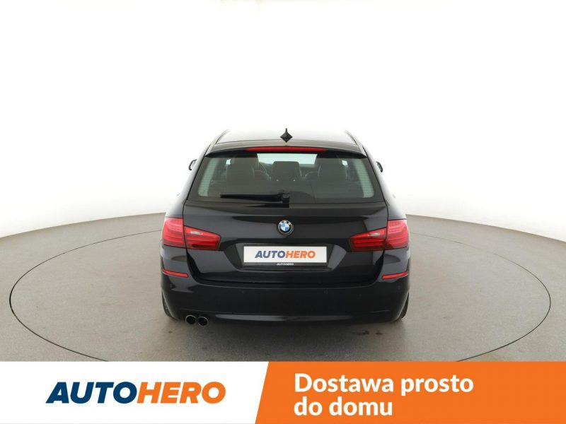 BMW 525 Automat skóra bi-xenon czujniki parkowania el. sterowanie i grzane fot F10 (2009-2017)