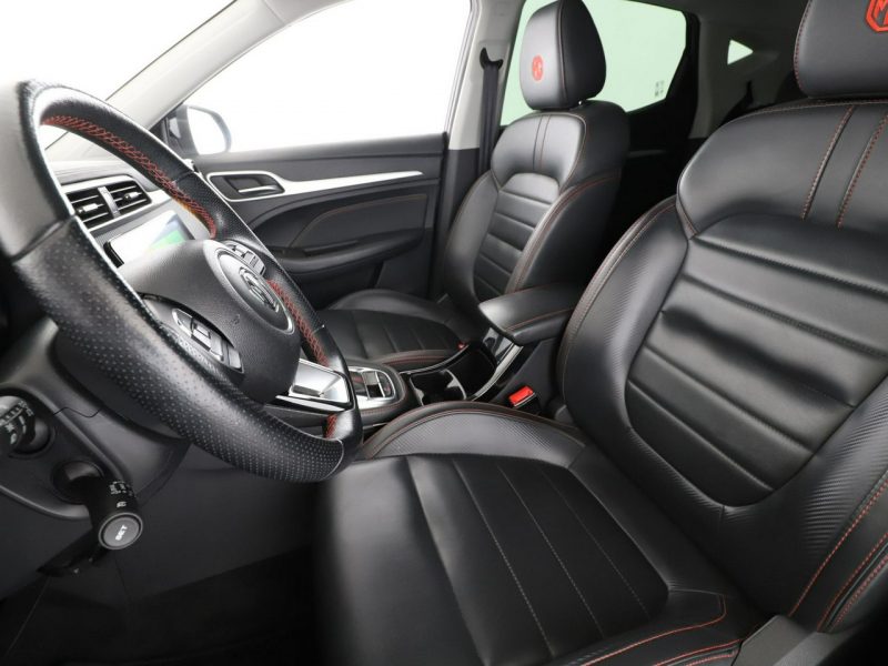 MG ZS 1.0T-GDI Luxury Klimatronik Tempomat Nawigacja Grzane Fotele Kamera360