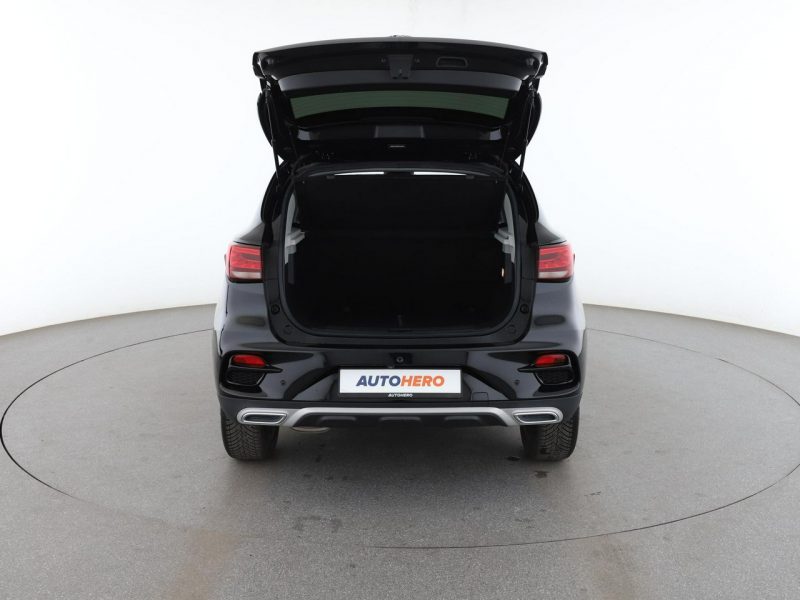 MG ZS 1.0T-GDI Luxury Klimatronik Tempomat Nawigacja Grzane Fotele Kamera360