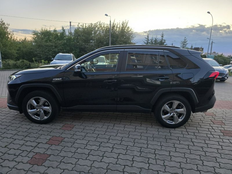 Toyota RAV-4 2021 Tylko Salon Polska 1Właściciel 4x4 V (2018)