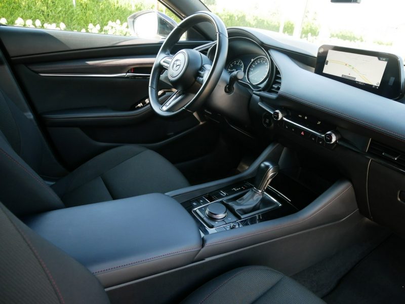 Mazda 3 FL 2.0 E-Skyactiv-X 186KM M-Hybrid Automat +LED +Navi -Kamera -Zobacz IV (2019-)