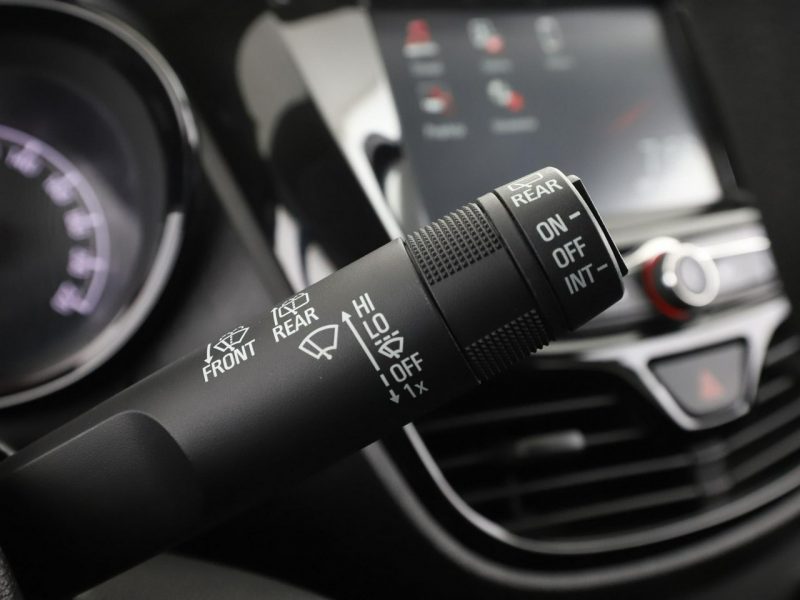 Opel Karl klimatyzacja czujniki parkowania multifunkcja I (2015-)
