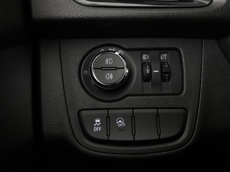 Opel Karl klimatyzacja czujniki parkowania multifunkcja I (2015-)