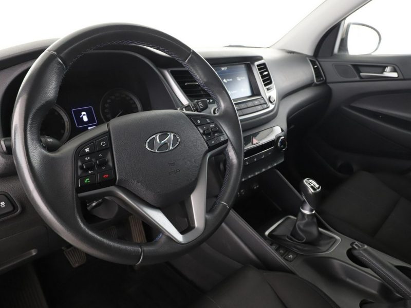 Hyundai Tucson Navi Klimatyzacja El. szyby Bluetooth III (2015-2020)