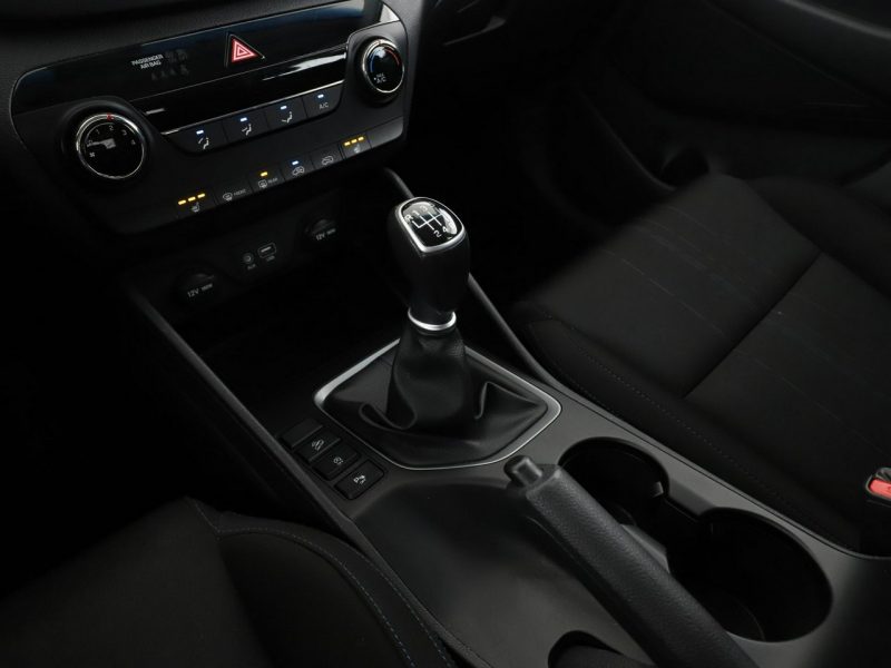 Hyundai Tucson Navi Klimatyzacja El. szyby Bluetooth III (2015-2020)