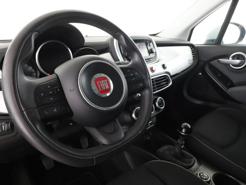 Fiat 500x klima auto navi czujniki parkowania multifunkcja