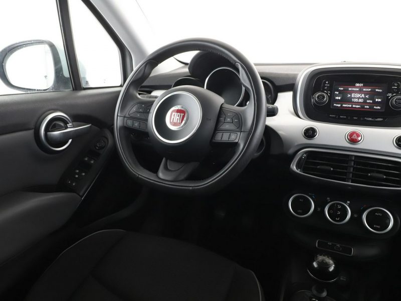 Fiat 500x klima auto navi czujniki parkowania multifunkcja