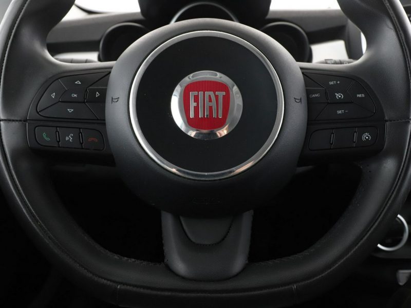 Fiat 500x klima auto navi czujniki parkowania multifunkcja