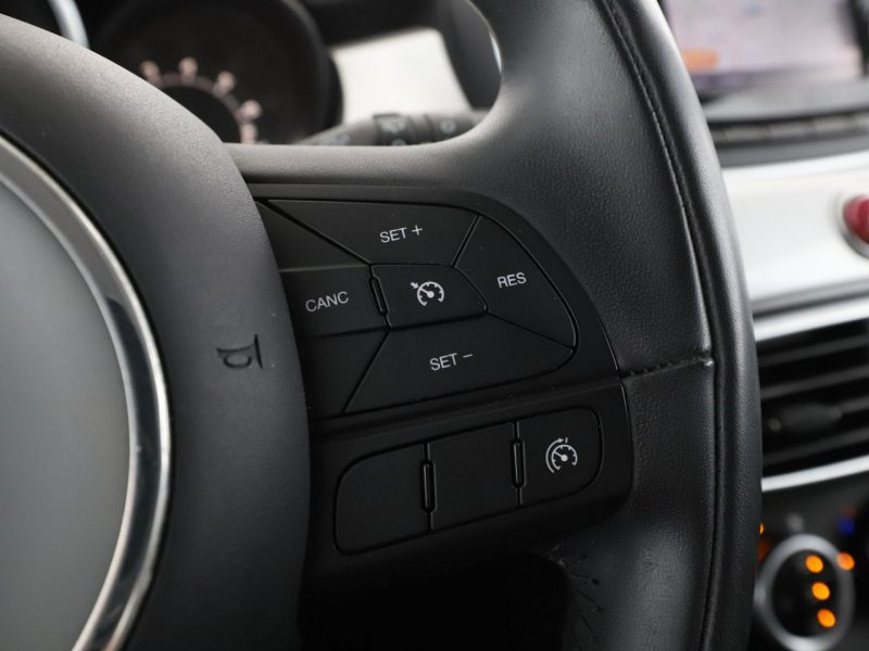 Fiat 500x klima auto navi czujniki parkowania multifunkcja