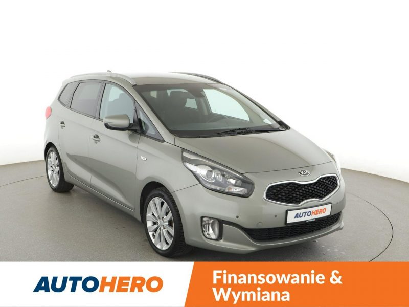 Kia Carens 7 os. navi klima auto kamera i czujniki parkowania grzane fotele i kan IV (2013-)