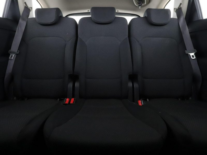 Kia Carens 7 os. navi klima auto kamera i czujniki parkowania grzane fotele i kan IV (2013-)