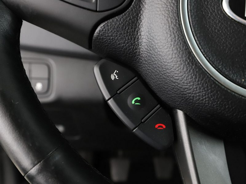 Kia Carens 7 os. navi klima auto kamera i czujniki parkowania grzane fotele i kan IV (2013-)