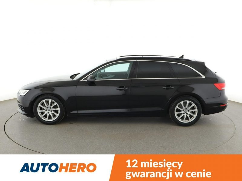 Audi A4 S-tronic xenon navi klima auto panorama czujniki parkowania B9 (2015-)