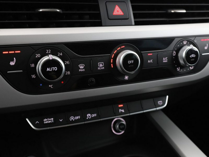 Audi A4 S-tronic xenon navi klima auto panorama czujniki parkowania B9 (2015-)